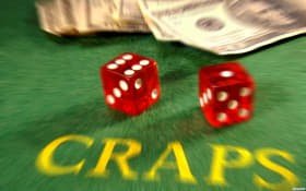 Live Dealer ကစားနေသော Baccarat ဇယားတင် မြင်ကွင်း